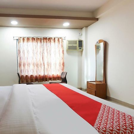 Oyo 43851 Hotel Virasat Mandu Екстер'єр фото