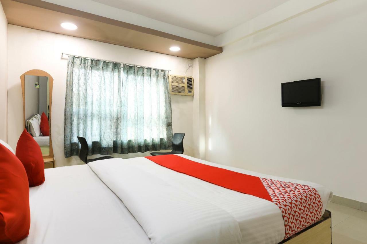 Oyo 43851 Hotel Virasat Mandu Екстер'єр фото