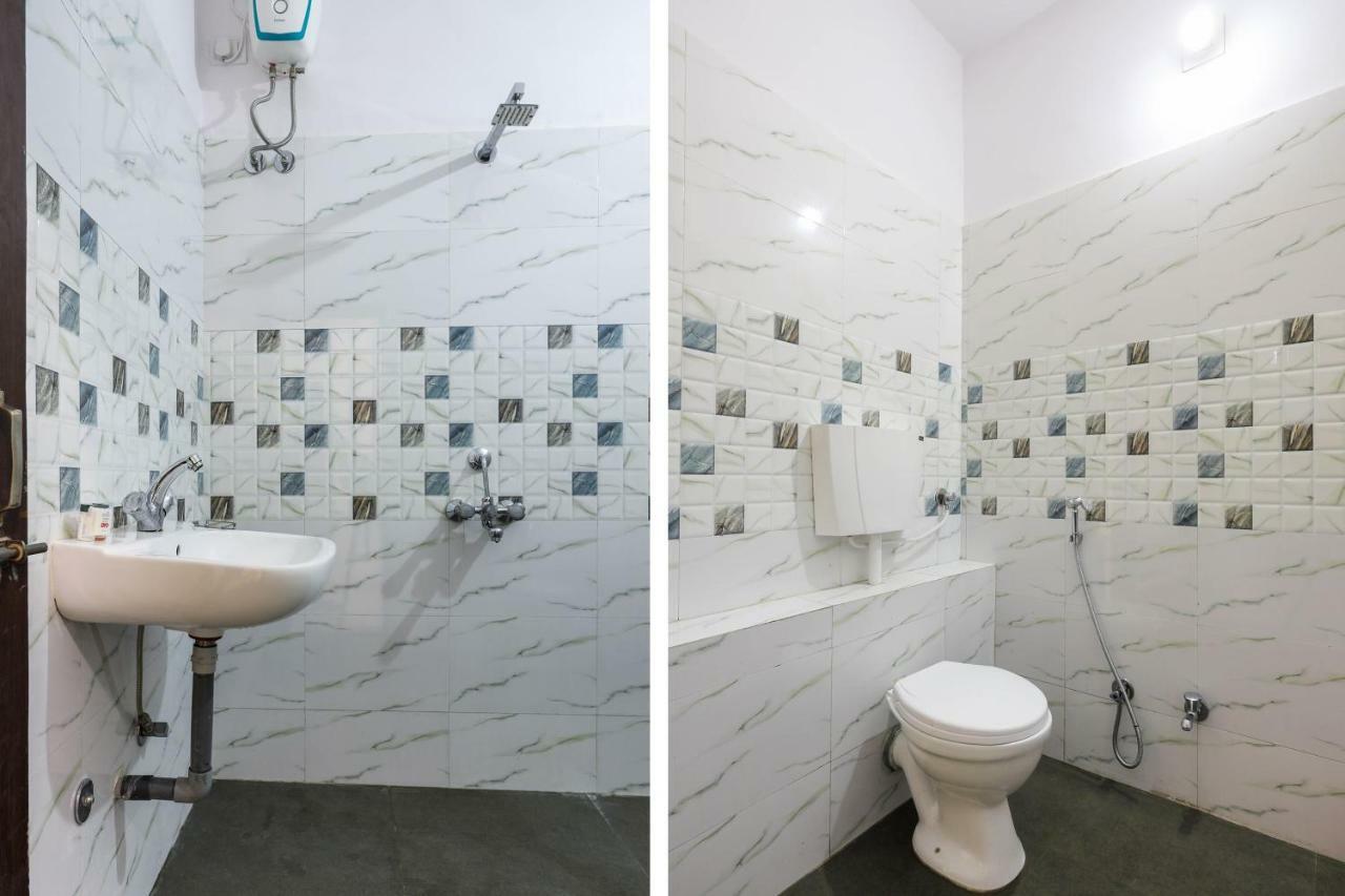 Oyo 43851 Hotel Virasat Mandu Екстер'єр фото